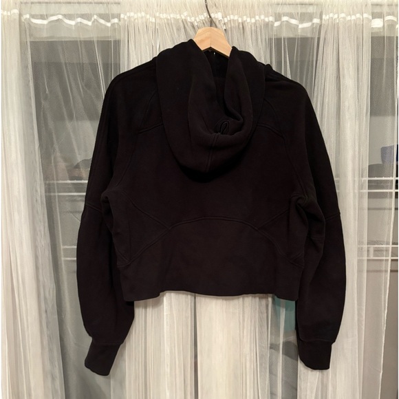 Lululemon scuba in black size M/L - Picture 2 of 4